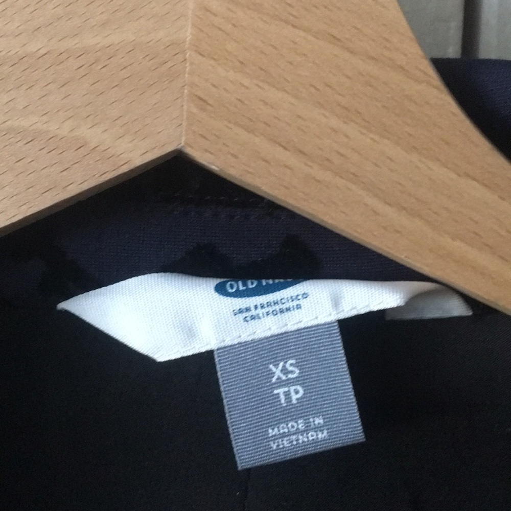 Blazer - Picture 3 of 4